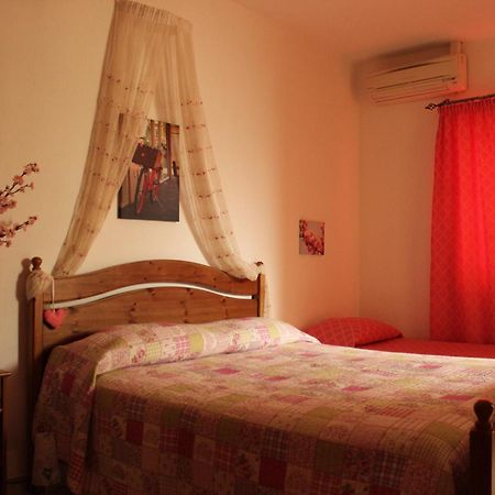 Le Rocce Bed & Breakfast Sant'Agata de' Goti Exterior photo
