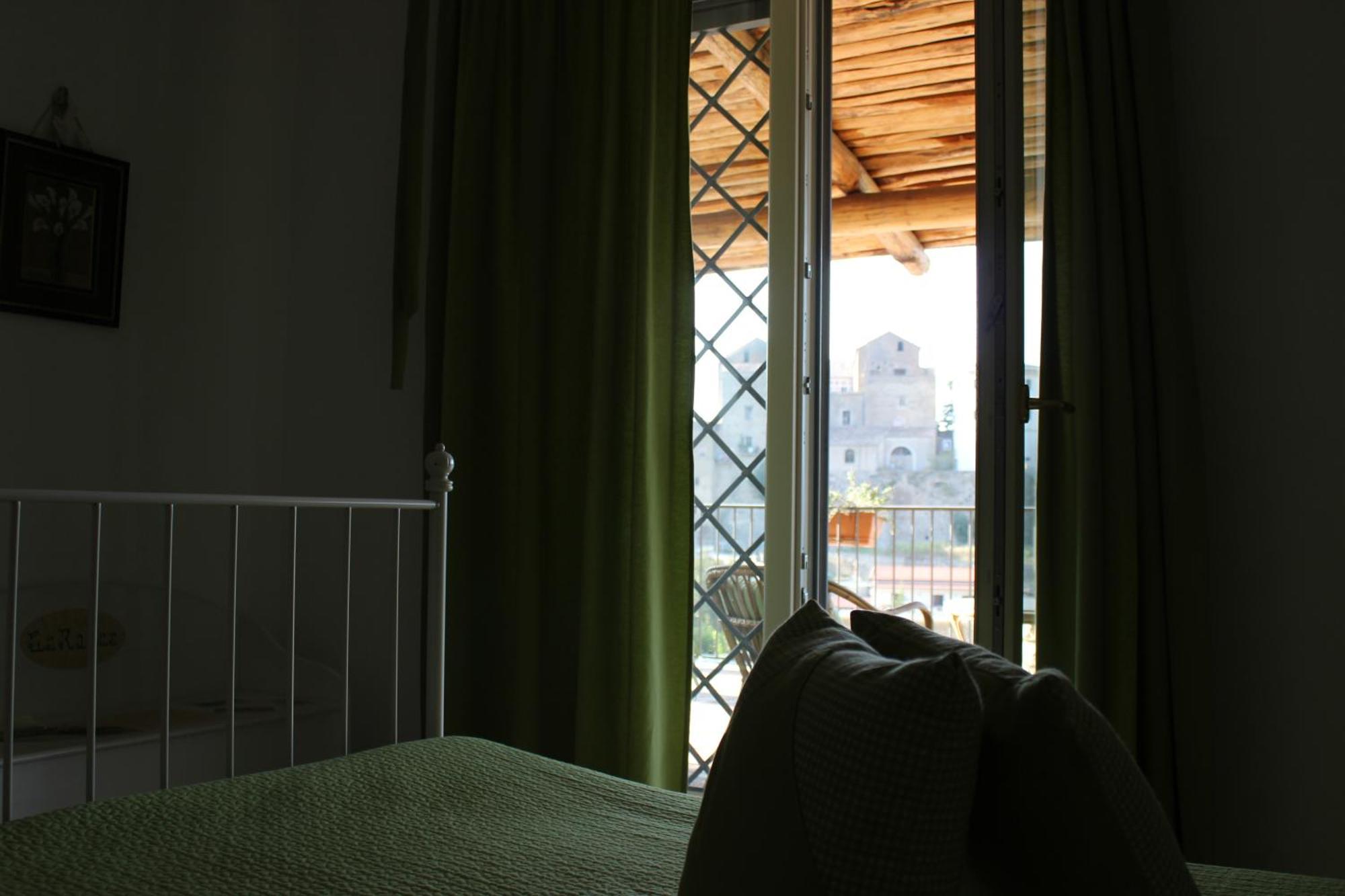 Le Rocce Bed & Breakfast Sant'Agata de' Goti Exterior photo